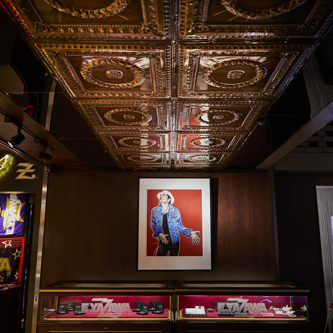 GALLERY ｜ EIKICHI YAZAWA Official Shop DIAMOND MOON